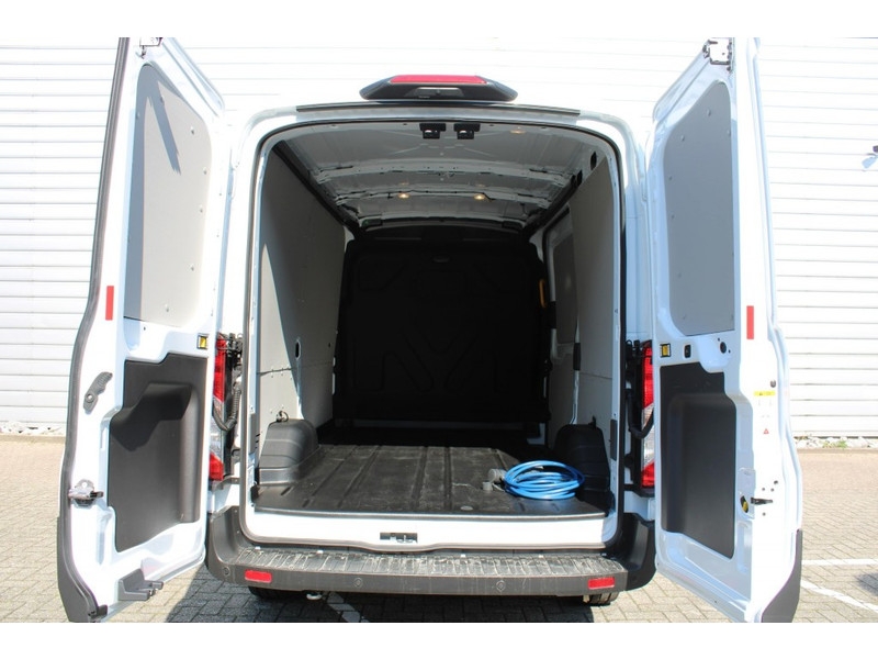 Ford E-Transit Trend 350 L2H2 198KW RWD 68KWH  elektrisch Ford E-Transit Trend 350 L2H2 198KW RWD 68KWH  elektrisch