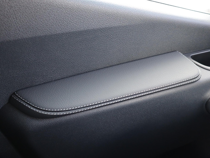 Mercedes-Benz Sprinter 319 CDI L2H2 SELECT DISTRONIC - LED - ALARM SCM 3 - 2X SCHUIFDEUR  Mercedes-Benz Sprinter 319 CDI L2H2 SELECT DISTRONIC - LED - ALARM SCM 3 - 2X SCHUIFDEUR