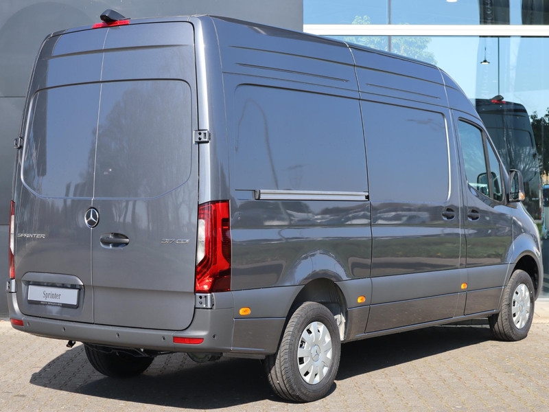 Mercedes-Benz Sprinter 317 L2 Pro LED NAVI VOORBER. 3,5T AHW Mercedes-Benz Sprinter 317 L2 Pro LED NAVI VOORBER. 3,5T AHW