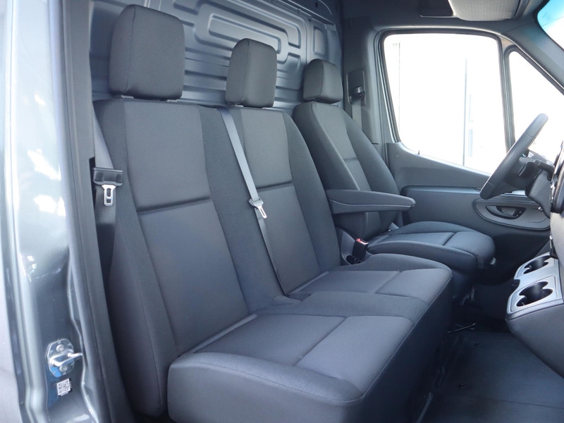 Mercedes-Benz Sprinter 317 L2 Pro LED NAVI VOORBER. 3,5T AHW Mercedes-Benz Sprinter 317 L2 Pro LED NAVI VOORBER. 3,5T AHW