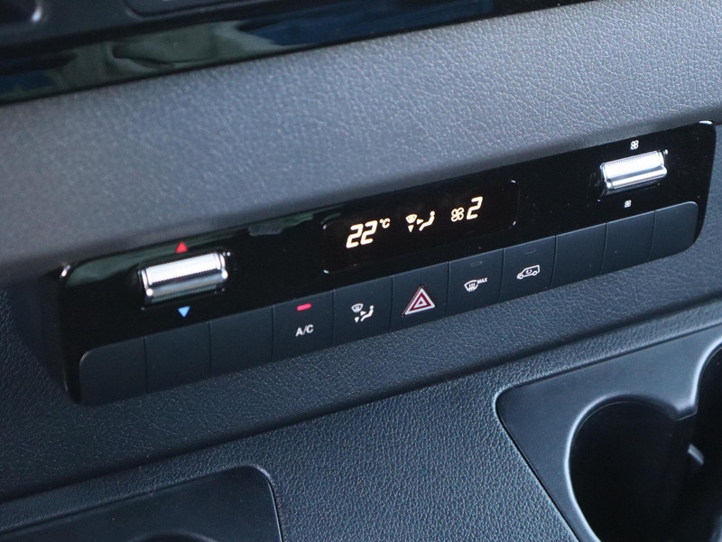 Mercedes-Benz Sprinter 317 L2 Pro LED NAVI VOORBER. 3,5T AHW Mercedes-Benz Sprinter 317 L2 Pro LED NAVI VOORBER. 3,5T AHW