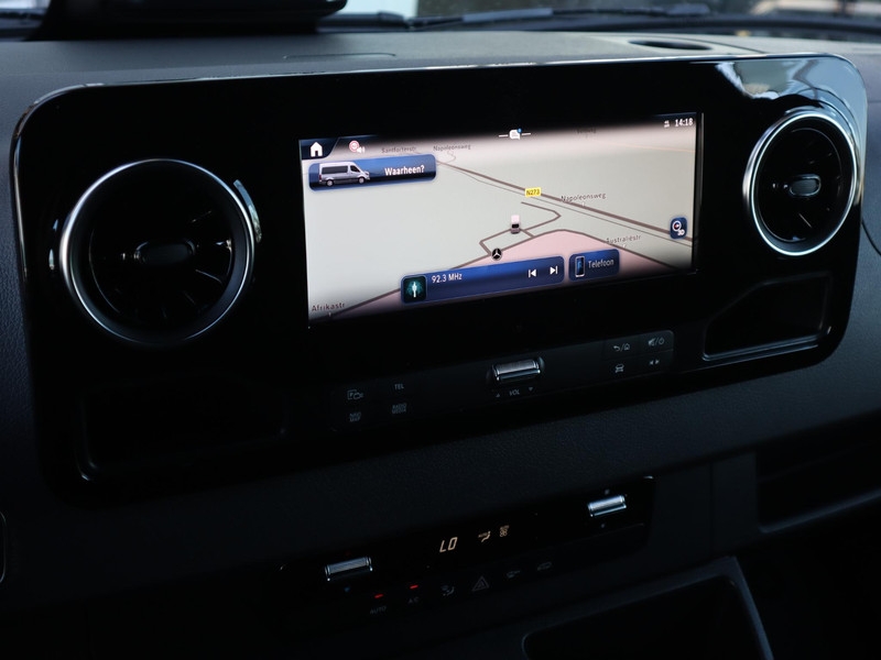 Mercedes-Benz Sprinter 319 1.9 CDI L2 Pro DISTRONIC 3,5T AHW 360gr. CAMERA NAVI Mercedes-Benz Sprinter 319 1.9 CDI L2 Pro DISTRONIC 3,5T AHW 360gr. CAMERA NAVI