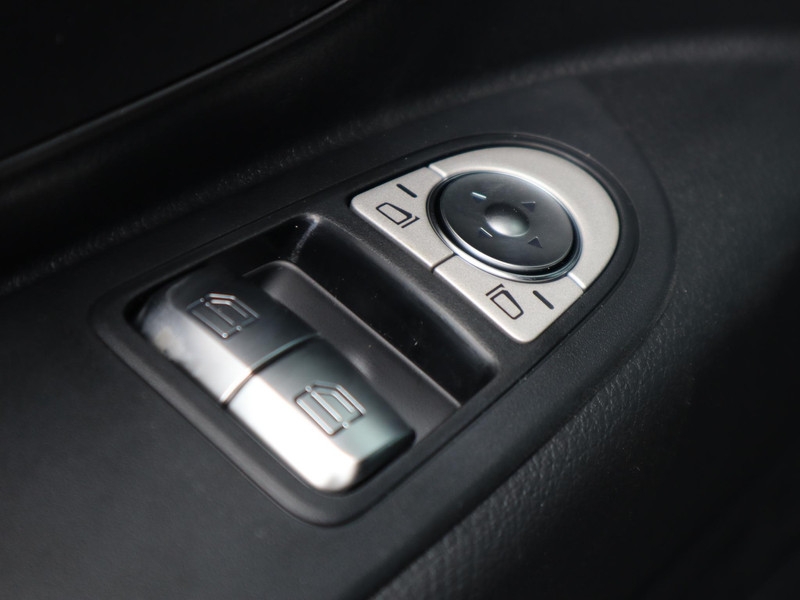 Mercedes-Benz Vito 114 CDI L2 Pro NAVI CARPLAY ANDROID AUTO TREKHAAK 2500KG ALARMKLASSE SCM3 Mercedes-Benz Vito 114 CDI L2 Pro NAVI CARPLAY ANDROID AUTO TREKHAAK 2500KG ALARMKLASSE SCM3