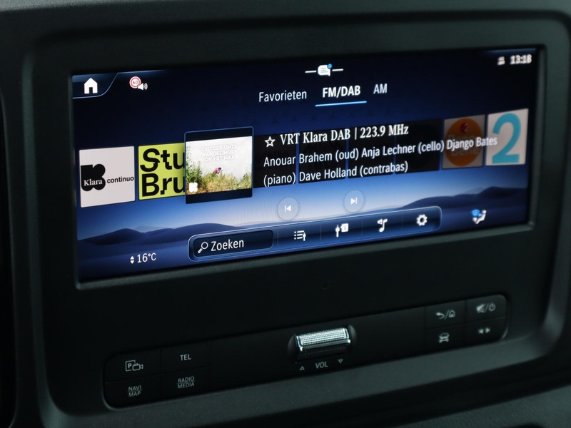 Mercedes-Benz Vito 114 CDI L2 Pro NAVI CARPLAY ANDROID AUTO TREKHAAK 2500KG ALARMKLASSE SCM3 Mercedes-Benz Vito 114 CDI L2 Pro NAVI CARPLAY ANDROID AUTO TREKHAAK 2500KG ALARMKLASSE SCM3