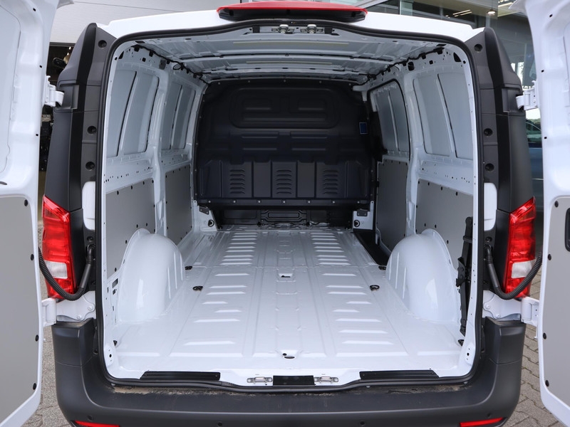 Mercedes-Benz Vito 114 CDI L2 Pro NAVI CARPLAY ANDROID AUTO TREKHAAK 2500KG ALARMKLASSE SCM3 Mercedes-Benz Vito 114 CDI L2 Pro NAVI CARPLAY ANDROID AUTO TREKHAAK 2500KG ALARMKLASSE SCM3