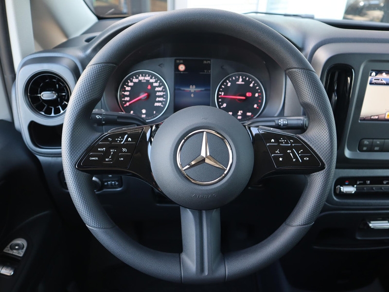 Mercedes-Benz Vito 114 CDI L2 Pro NAVI PARKEERPAKKET TREKHAAK Mercedes-Benz Vito 114 CDI L2 Pro NAVI PARKEERPAKKET TREKHAAK