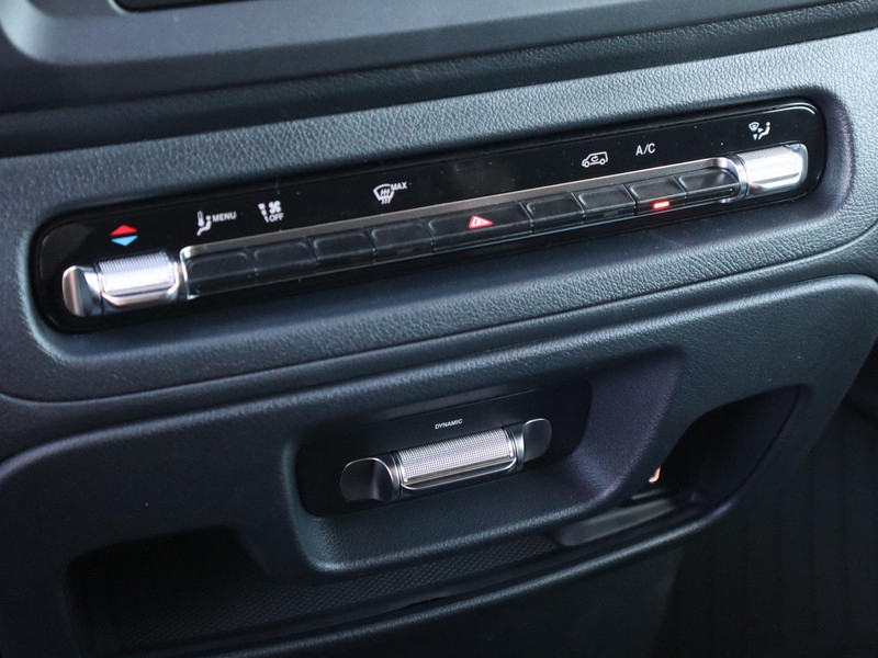 Mercedes-Benz Vito 114 CDI L2 Pro NAVI PARKEERPAKKET TREKHAAK Mercedes-Benz Vito 114 CDI L2 Pro NAVI PARKEERPAKKET TREKHAAK
