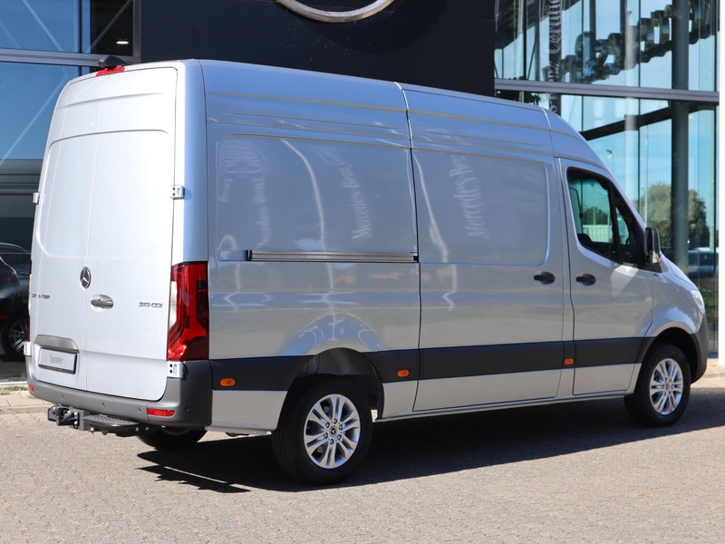 Mercedes-Benz Sprinter 319 CDI L2H2 Mercedes-Benz Sprinter 319 CDI L2H2