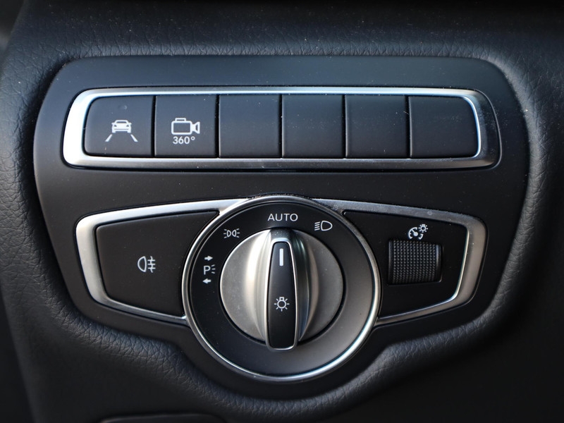 Mercedes-Benz EQV 300 L3 8 Pers. 365km WLTP elektrisch Mercedes-Benz EQV 300 L3 8 Pers. 365km WLTP elektrisch