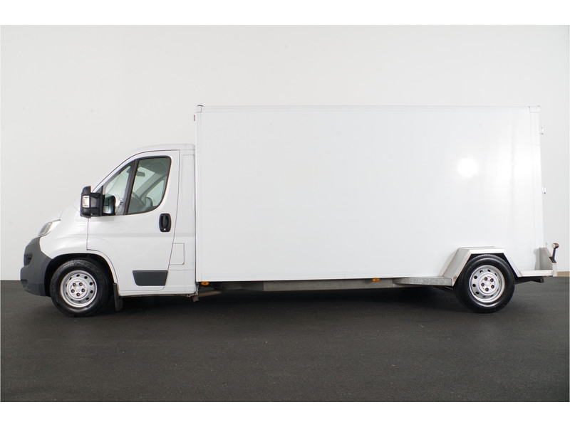 Fiat Ducato 35t > Veewagen/laadbak/slaap cabine/keuze 2/3zit/wielbasis 480cm/bakwagen + cabine meubelbak  Fiat Ducato 35t > Veewagen/laadbak/slaap cabine/keuze 2/3zit/wielbasis 480cm/bakwagen + cabine meubelbak