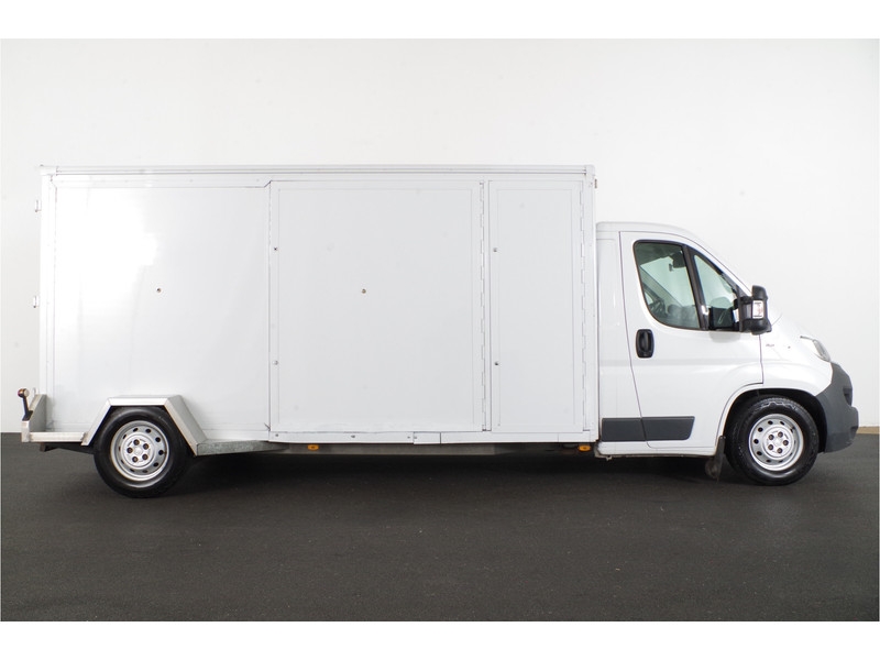 Fiat Ducato 35t > Veewagen/laadbak/slaap cabine/keuze 2/3zit/wielbasis 480cm/bakwagen + cabine meubelbak  Fiat Ducato 35t > Veewagen/laadbak/slaap cabine/keuze 2/3zit/wielbasis 480cm/bakwagen + cabine meubelbak