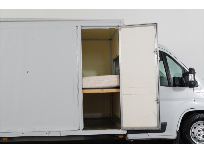 Fiat Ducato 35t > Veewagen/laadbak/slaap cabine/keuze 2/3zit/wielbasis 480cm/bakwagen + cabine meubelbak  Fiat Ducato 35t > Veewagen/laadbak/slaap cabine/keuze 2/3zit/wielbasis 480cm/bakwagen + cabine meubelbak