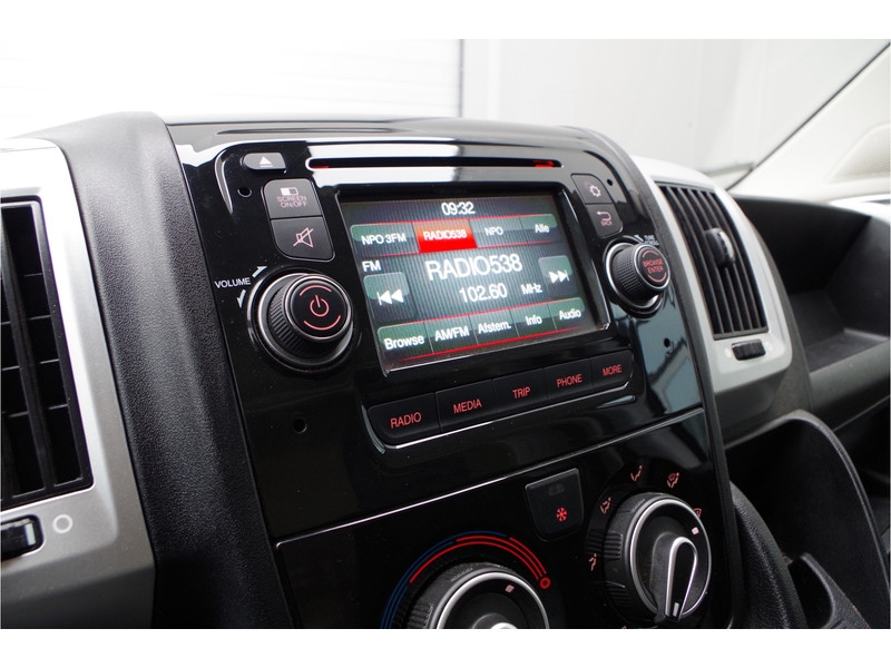 Fiat Ducato 35t > Veewagen/laadbak/slaap cabine/keuze 2/3zit/wielbasis 480cm/bakwagen + cabine meubelbak  Fiat Ducato 35t > Veewagen/laadbak/slaap cabine/keuze 2/3zit/wielbasis 480cm/bakwagen + cabine meubelbak