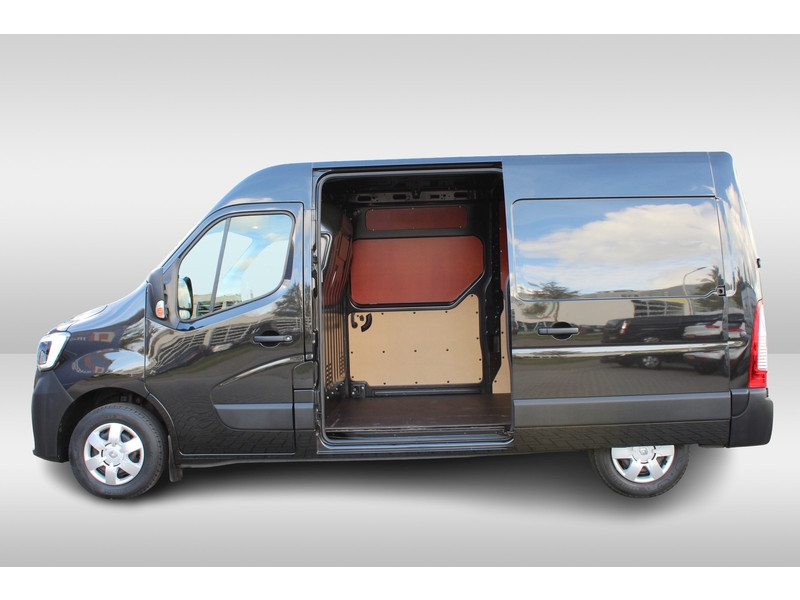 Renault Master T35 2.3 dCi 150 L2H2 Energy Work Edition > 150pk/Dubbele schuifdeur/Camera/Trekhaak/Imperiaal  Renault Master T35 2.3 dCi 150 L2H2 Energy Work Edition > 150pk/Dubbele schuifdeur/Camera/Trekhaak/Imperiaal