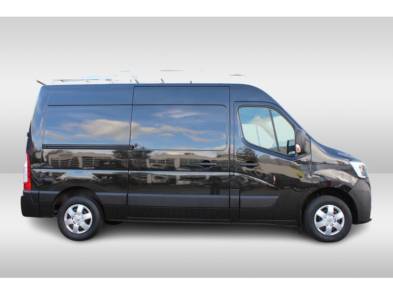 Renault Master T35 2.3 dCi 150 L2H2 Energy Work Edition > 150pk/Dubbele schuifdeur/Camera/Trekhaak/Imperiaal  Renault Master T35 2.3 dCi 150 L2H2 Energy Work Edition > 150pk/Dubbele schuifdeur/Camera/Trekhaak/Imperiaal