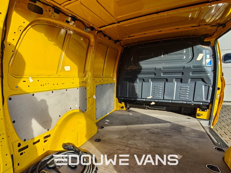 Mercedes-Benz eVito L2 DAB Camera Stoelverwarming Airco  elektrisch Mercedes-Benz eVito L2 DAB Camera Stoelverwarming Airco  elektrisch