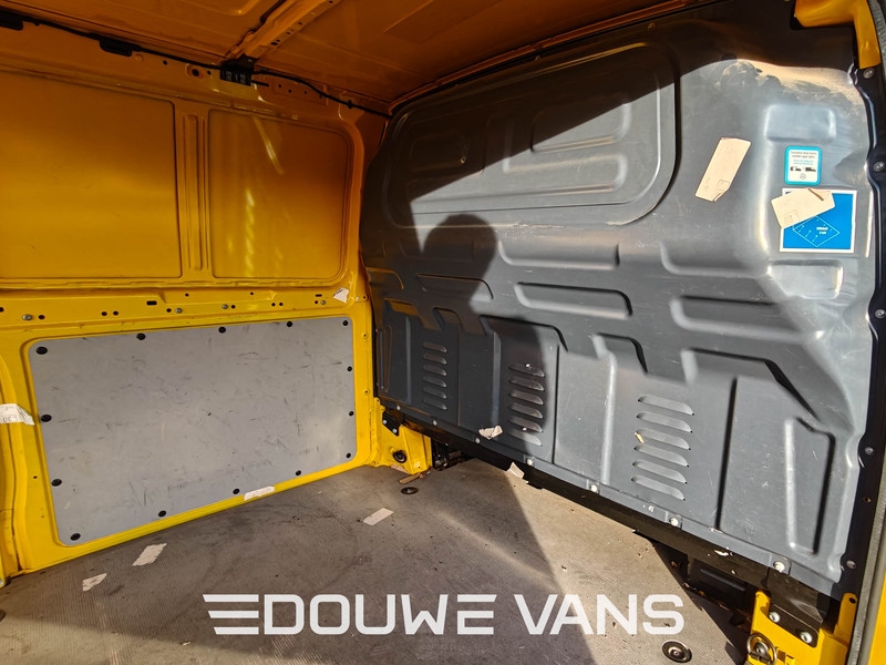 Mercedes-Benz eVito L2 DAB Camera Stoelverwarming Airco  elektrisch Mercedes-Benz eVito L2 DAB Camera Stoelverwarming Airco  elektrisch