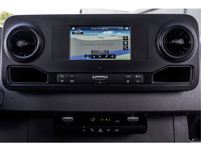 Mercedes-Benz Sprinter 317 CDI L2H2 | Mbux | Camera | CarPlay | Navigatie | Cruise | Climate | PDC | Euro 6  Mercedes-Benz Sprinter 317 CDI L2H2 | Mbux | Camera | CarPlay | Navigatie | Cruise | Climate | PDC | Euro 6