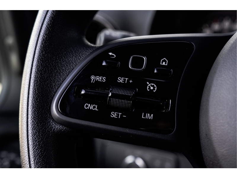 Mercedes-Benz Sprinter 317 CDI L2H2 | Mbux | Camera | CarPlay | Navigatie | Cruise | Climate | PDC | Euro 6  Mercedes-Benz Sprinter 317 CDI L2H2 | Mbux | Camera | CarPlay | Navigatie | Cruise | Climate | PDC | Euro 6