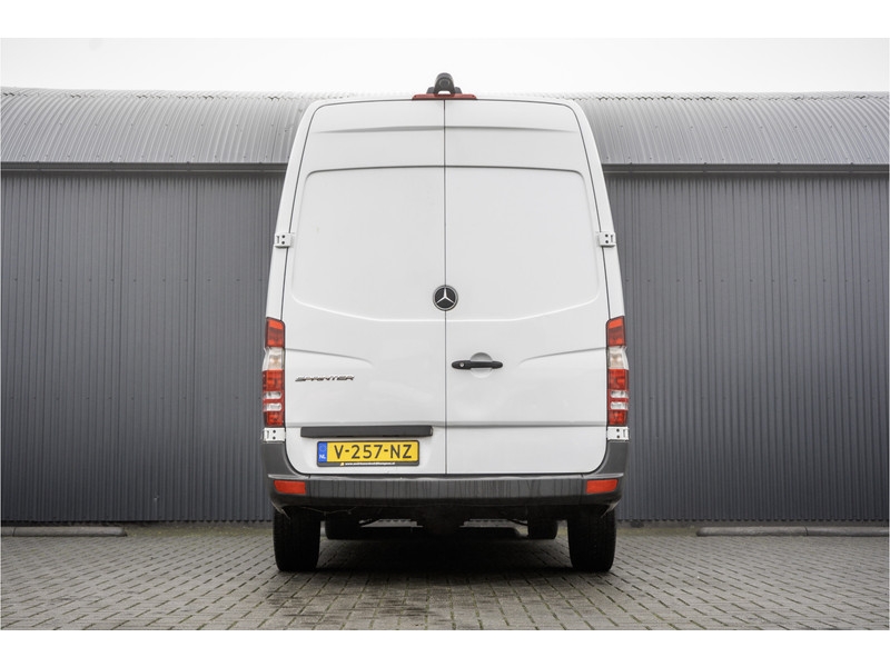 Mercedes-Benz Sprinter 311 CDI L2H2 | Euro 6 | Volledig Ingericht | Camera | Airco  Mercedes-Benz Sprinter 311 CDI L2H2 | Euro 6 | Volledig Ingericht | Camera | Airco
