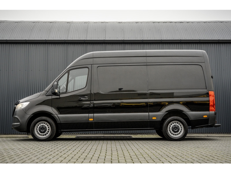 Mercedes-Benz Sprinter 317 1.9 CDI L2H2 | 170 PK | Mbux | Cruise | Climate | Camera | PDC  Mercedes-Benz Sprinter 317 1.9 CDI L2H2 | 170 PK | Mbux | Cruise | Climate | Camera | PDC