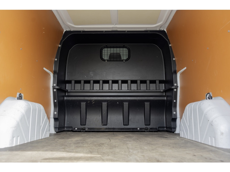 Ford Transit Custom **2.0 TDCI 131PK L2H1 | 6-Zits | Cruise | Airco | PDC | Euro 6**  Ford Transit Custom **2.0 TDCI 131PK L2H1 | 6-Zits | Cruise | Airco | PDC | Euro 6**