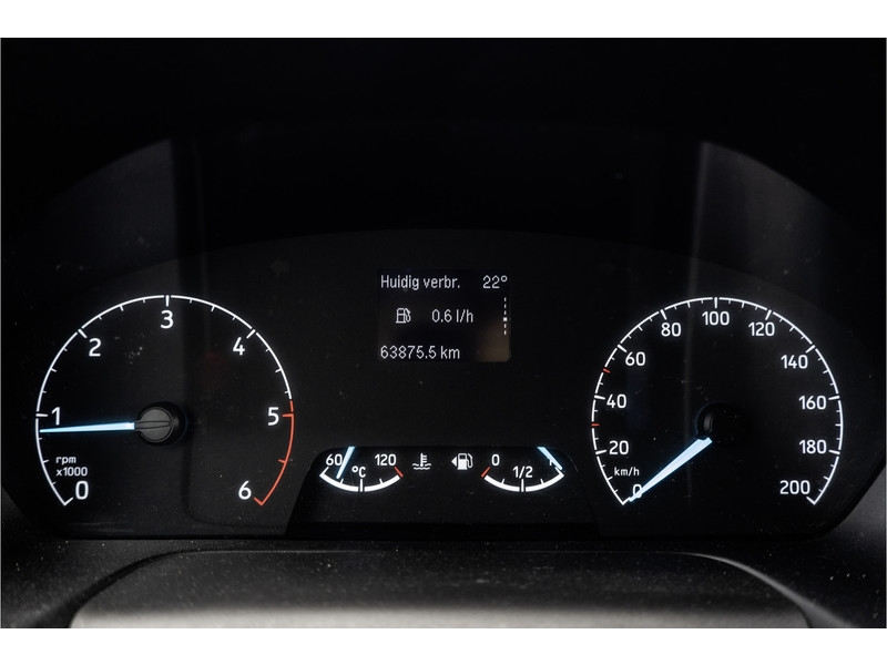 Ford Transit Custom **2.0 TDCI 131PK L2H1 | 6-Zits | Cruise | Airco | PDC | Euro 6**  Ford Transit Custom **2.0 TDCI 131PK L2H1 | 6-Zits | Cruise | Airco | PDC | Euro 6**