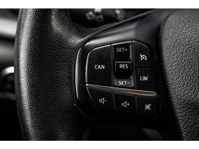 Ford Transit Custom **2.0 TDCI 131PK L2H1 | 6-Zits | Cruise | Airco | PDC | Euro 6**  Ford Transit Custom **2.0 TDCI 131PK L2H1 | 6-Zits | Cruise | Airco | PDC | Euro 6**