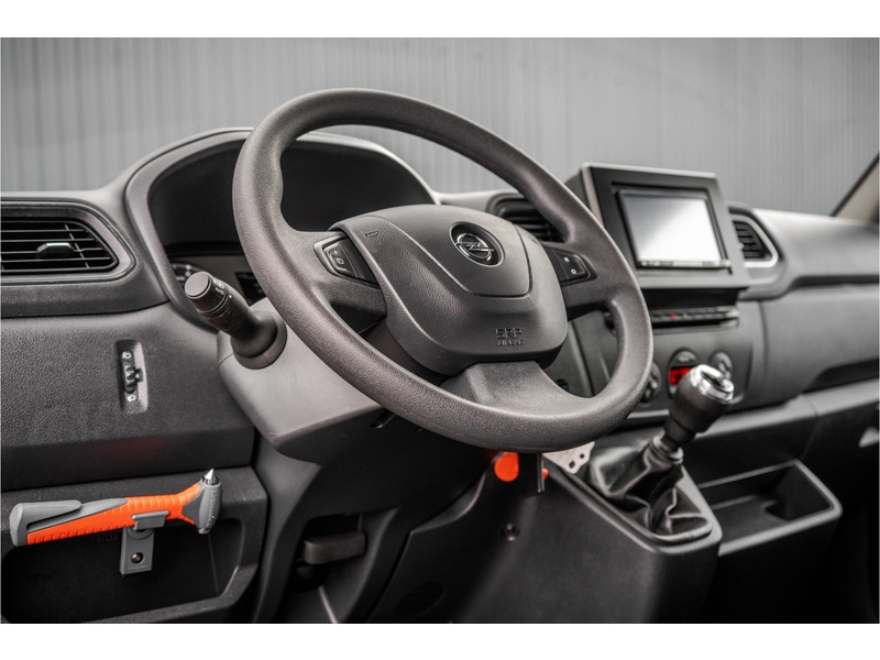 Opel Movano **2.3 Turbo | Bakwagen met Laadklep | 146 PK | Laadvermogen: 1203KG | Cruise | Navigatie | MF Stuur*  Opel Movano **2.3 Turbo | Bakwagen met Laadklep | 146 PK | Laadvermogen: 1203KG | Cruise | Navigatie | MF Stuur*