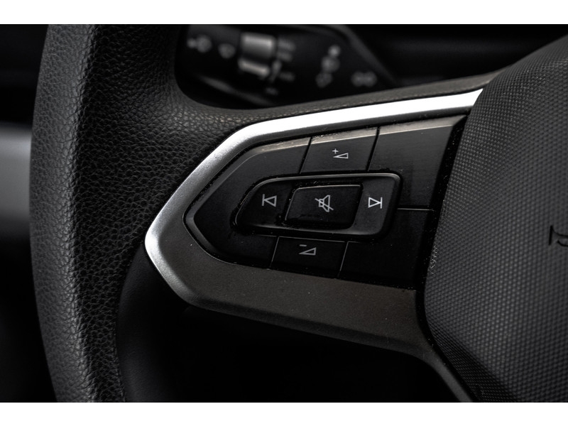 Volkswagen Crafter 35 TDI | L4H3 | NW Model | 140PK | Camera | CarPlay | Navigatie | Climate | PDC | Euro 6  Volkswagen Crafter 35 TDI | L4H3 | NW Model | 140PK | Camera | CarPlay | Navigatie | Climate | PDC | Euro 6