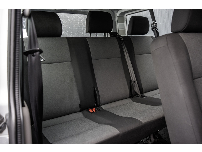 Volkswagen Transporter T6 Kombi 2.0TDI L2H1 | 9-Persoons | Incl. btw en bpm | Cruise | Airco | PDC | Euro 6  Volkswagen Transporter T6 Kombi 2.0TDI L2H1 | 9-Persoons | Incl. btw en bpm | Cruise | Airco | PDC | Euro 6