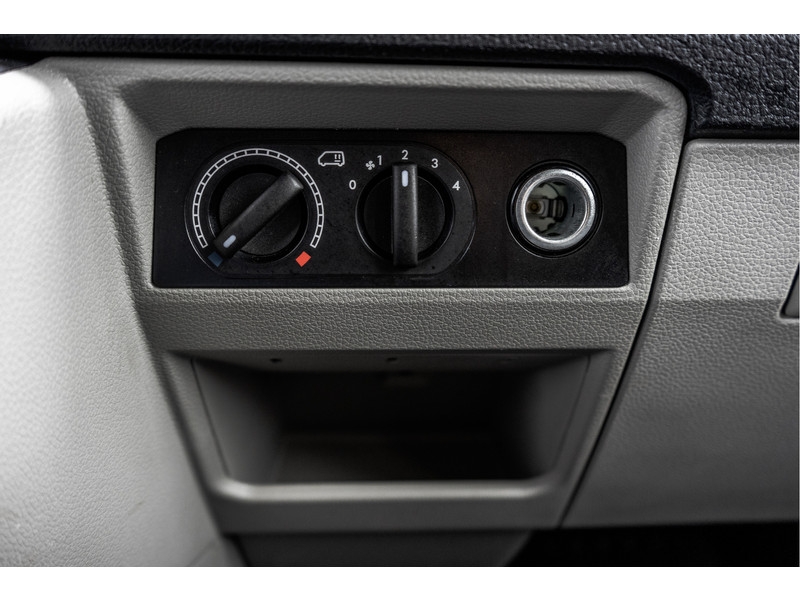 Volkswagen Transporter T6 Kombi 2.0TDI L2H1 | 9-Persoons | Incl. btw en bpm | Cruise | Airco | PDC | Euro 6  Volkswagen Transporter T6 Kombi 2.0TDI L2H1 | 9-Persoons | Incl. btw en bpm | Cruise | Airco | PDC | Euro 6