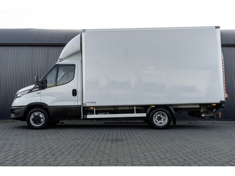 Iveco Daily 35C18 | NW Model | Bakwagen met Laadklep | Automaat | LED | Navi | 3.5T Trekhaak | Climate | Cruise Iveco Daily 35C18 | NW Model | Bakwagen met Laadklep | Automaat | LED | Navi | 3.5T Trekhaak | Climate | Cruise