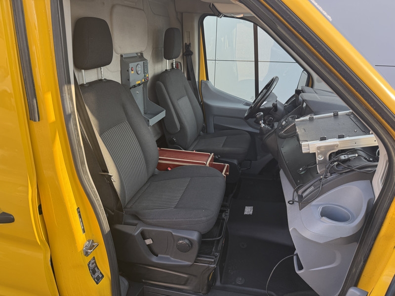 Ford Transit 350 2.0 TDCI L2H2 Trend Elektrisch Imperiaal Volledige Carval Inbouw Airco Cruise Control Camera Nav Ford Transit 350 2.0 TDCI L2H2 Trend Elektrisch Imperiaal Volledige Carval Inbouw Airco Cruise Control Camera Nav