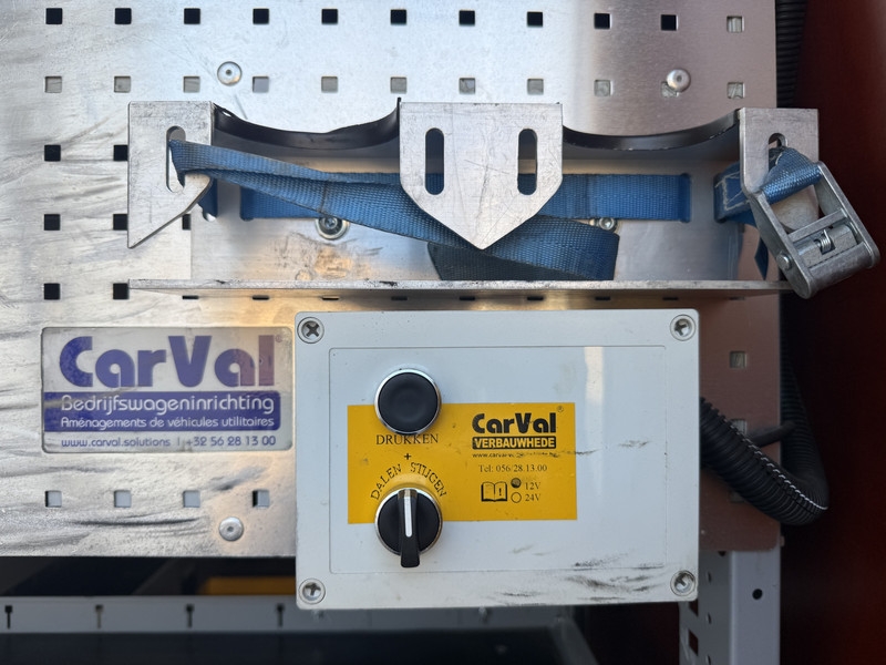 Ford Transit 350 2.0 TDCI L2H2 Trend Elektrisch Imperiaal Volledige Carval Inbouw Airco Cruise Control Camera Nav Ford Transit 350 2.0 TDCI L2H2 Trend Elektrisch Imperiaal Volledige Carval Inbouw Airco Cruise Control Camera Nav