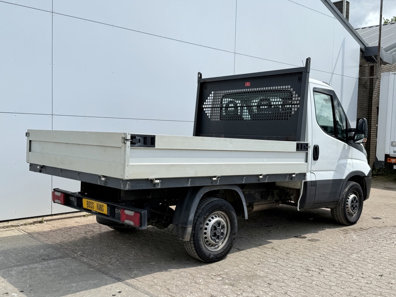 Iveco Daily 35S14 2.3 Open Laadbak Pritische Airco Cruise Control Lucht Geveerde Stoel  Iveco Daily 35S14 2.3 Open Laadbak Pritische Airco Cruise Control Lucht Geveerde Stoel