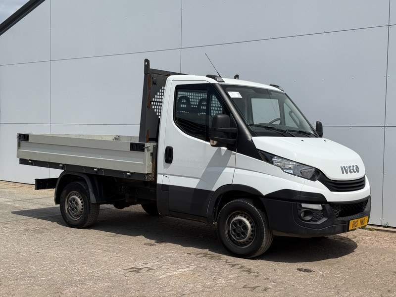 Iveco Daily 35S14 2.3 Open Laadbak Pritische Airco Cruise Control Lucht Geveerde Stoel  Iveco Daily 35S14 2.3 Open Laadbak Pritische Airco Cruise Control Lucht Geveerde Stoel