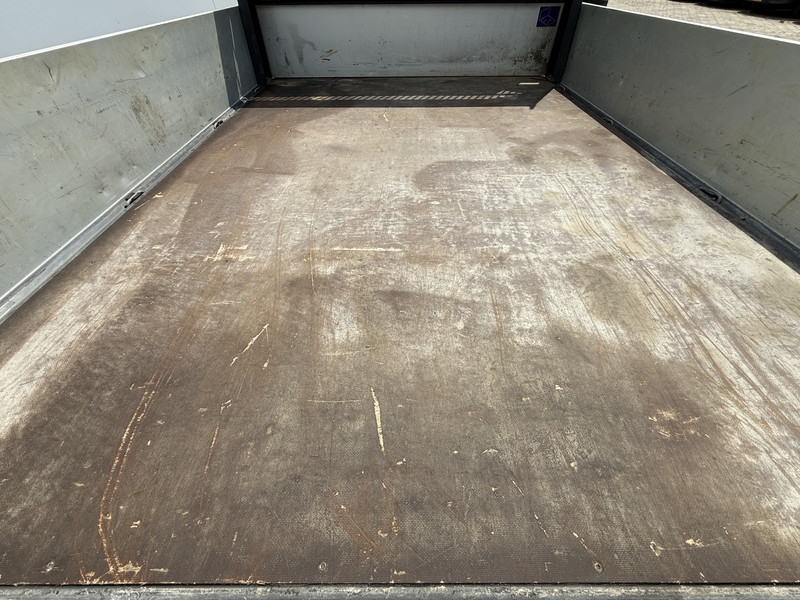 Iveco Daily 35S14 2.3 Open Laadbak Pritische Airco Cruise Control Lucht Geveerde Stoel  Iveco Daily 35S14 2.3 Open Laadbak Pritische Airco Cruise Control Lucht Geveerde Stoel