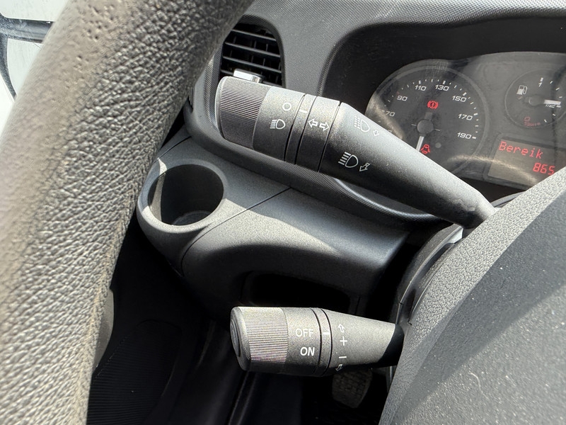 Iveco Daily 35S14 2.3 Open Laadbak Pritische Airco Cruise Control Lucht Geveerde Stoel  Iveco Daily 35S14 2.3 Open Laadbak Pritische Airco Cruise Control Lucht Geveerde Stoel