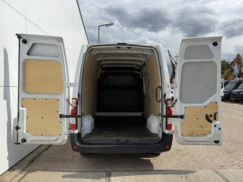 Renault Master T33 2.3 DCI 135PK L2H2 Airco Cruise Control Parkeersensoren LED  Renault Master T33 2.3 DCI 135PK L2H2 Airco Cruise Control Parkeersensoren LED