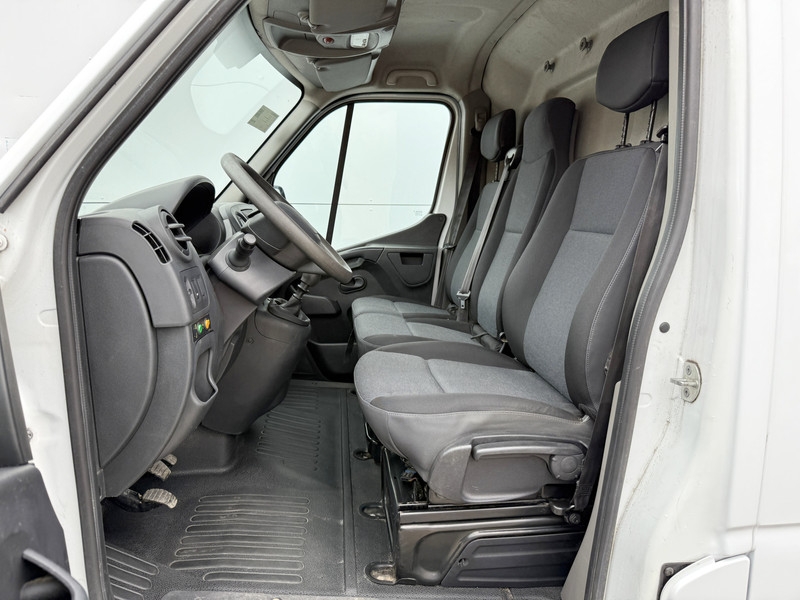 Renault Master T35 2.3 DCi Hoogwerker Hubarbeitsbuhne 12,5 Meter Versalift Airco Cruise Control  Renault Master T35 2.3 DCi Hoogwerker Hubarbeitsbuhne 12,5 Meter Versalift Airco Cruise Control