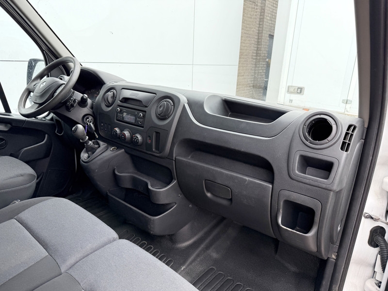 Renault Master T35 2.3 DCi Hoogwerker Hubarbeitsbuhne 12,5 Meter Versalift Airco Cruise Control  Renault Master T35 2.3 DCi Hoogwerker Hubarbeitsbuhne 12,5 Meter Versalift Airco Cruise Control