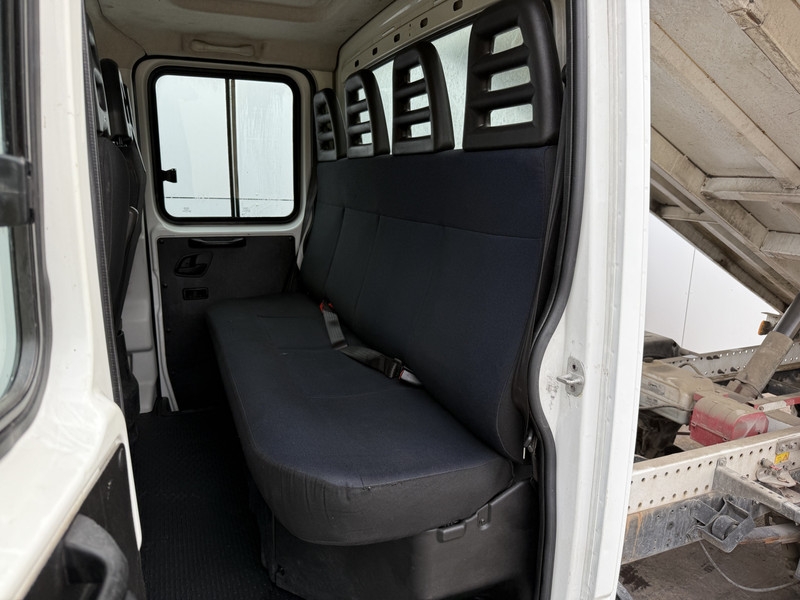 Iveco Daily 35C14 2.3 Dubbele Cabine Dubbellucht 7 Stoelen Airco Cruise Control Trekhaak 3.5t Tipper Benne Kippe Iveco Daily 35C14 2.3 Dubbele Cabine Dubbellucht 7 Stoelen Airco Cruise Control Trekhaak 3.5t Tipper Benne Kippe
