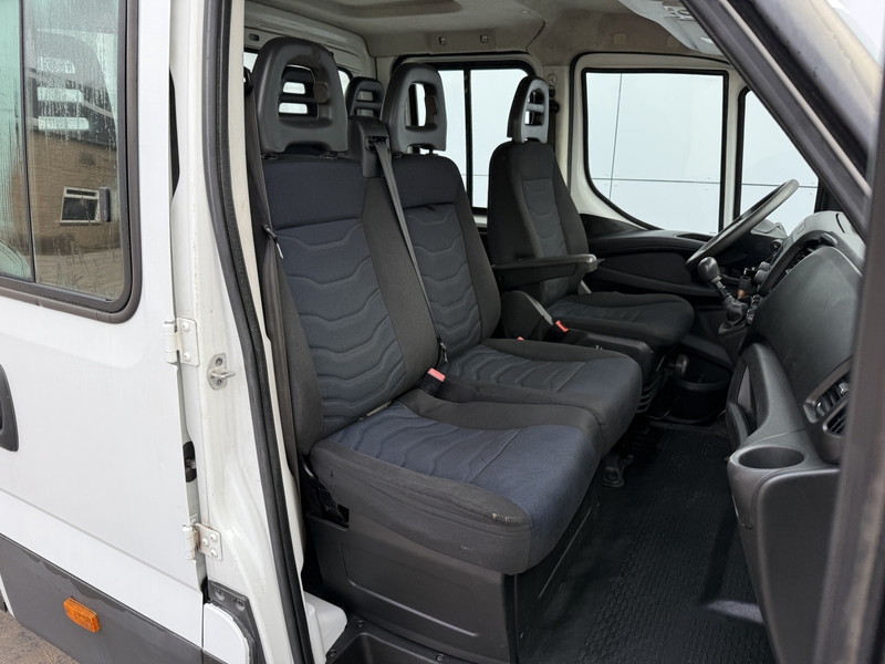 Iveco Daily 35C14 2.3 Dubbele Cabine Dubbellucht 7 Stoelen Airco Cruise Control Trekhaak 3.5t Tipper Benne Kippe Iveco Daily 35C14 2.3 Dubbele Cabine Dubbellucht 7 Stoelen Airco Cruise Control Trekhaak 3.5t Tipper Benne Kippe