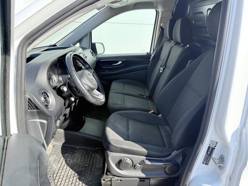 Mercedes-Benz Vito 114 2.1 CDI Automaat Climate Control Cruise Control Parkeersensoren voor achter Apple Carplay Androi Mercedes-Benz Vito 114 2.1 CDI Automaat Climate Control Cruise Control Parkeersensoren voor achter Apple Carplay Androi