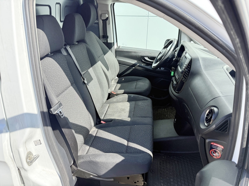 Mercedes-Benz Vito 114 2.1 CDI Automaat Climate Control Cruise Control Parkeersensoren voor achter Apple Carplay Androi Mercedes-Benz Vito 114 2.1 CDI Automaat Climate Control Cruise Control Parkeersensoren voor achter Apple Carplay Androi