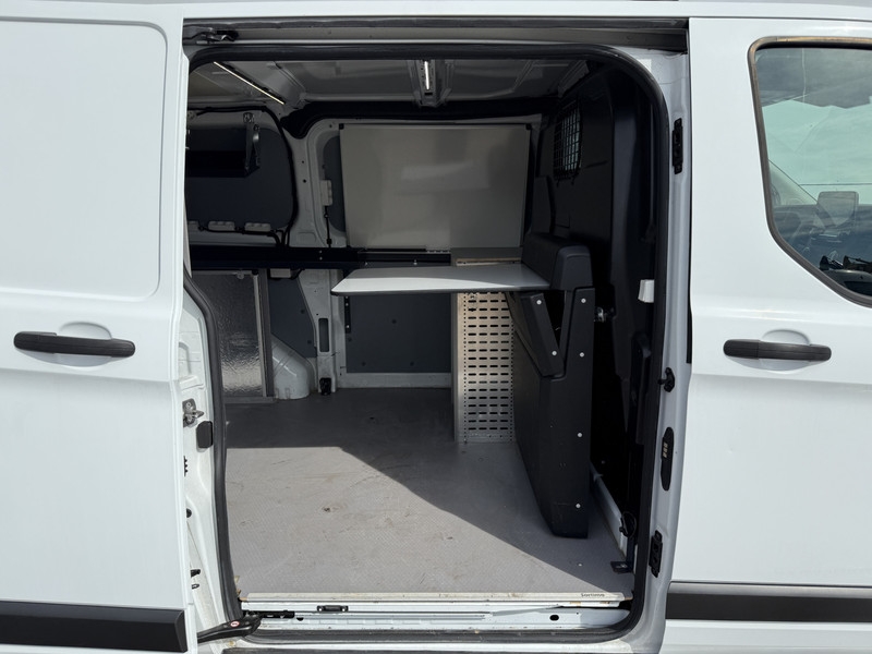 Ford Transit Custom 340 1.0 EcoBoost PHEV 130PK PHEV Benzine Plug In Hybride Automaat Inbouw Airco Cruise Control Parkee Ford Transit Custom 340 1.0 EcoBoost PHEV 130PK PHEV Benzine Plug In Hybride Automaat Inbouw Airco Cruise Control Parkee