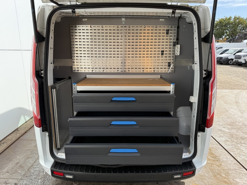 Ford Transit Custom 340 1.0 EcoBoost PHEV 130PK PHEV Benzine Plug In Hybride Automaat Inbouw Airco Cruise Control Parkee Ford Transit Custom 340 1.0 EcoBoost PHEV 130PK PHEV Benzine Plug In Hybride Automaat Inbouw Airco Cruise Control Parkee