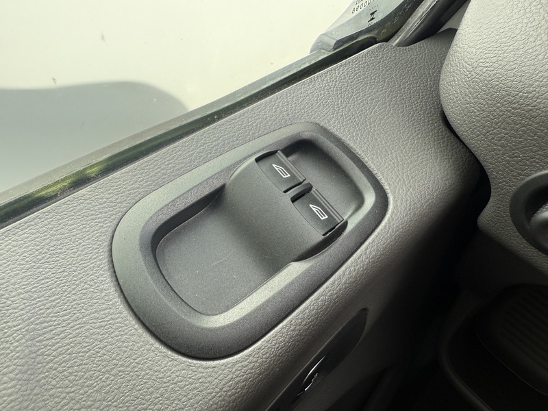 Ford Transit 350 2.0 TDCI 130PK L3H1 Airco Cruise Control Achterdeuren Koffer Bakwagen Meubelbak Ford Transit 350 2.0 TDCI 130PK L3H1 Airco Cruise Control Achterdeuren Koffer Bakwagen Meubelbak