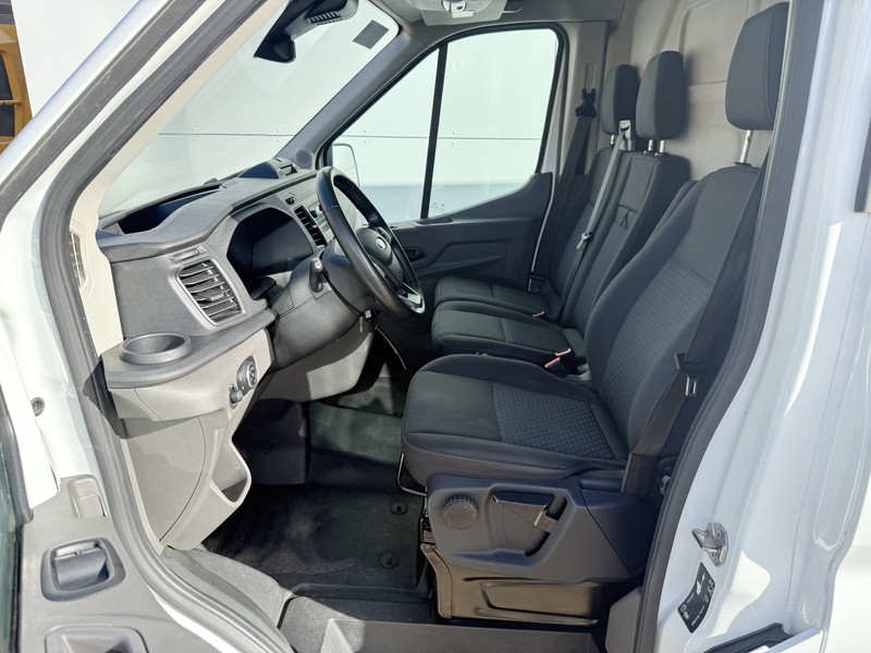 Ford Transit 350 2.0 TDCI L3H3 170PK Airco Cruise Control Parkeersensoren voor achter  Ford Transit 350 2.0 TDCI L3H3 170PK Airco Cruise Control Parkeersensoren voor achter